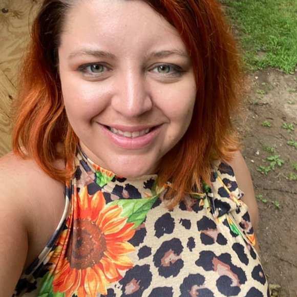 Meet your Posher, Misty - Picture 3 of 5